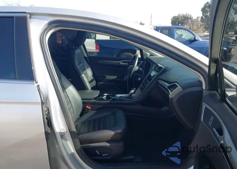 2016 Ford Fusion Se z USA, uszkodzony, nr VIN 3FA6P0HDXGR166300